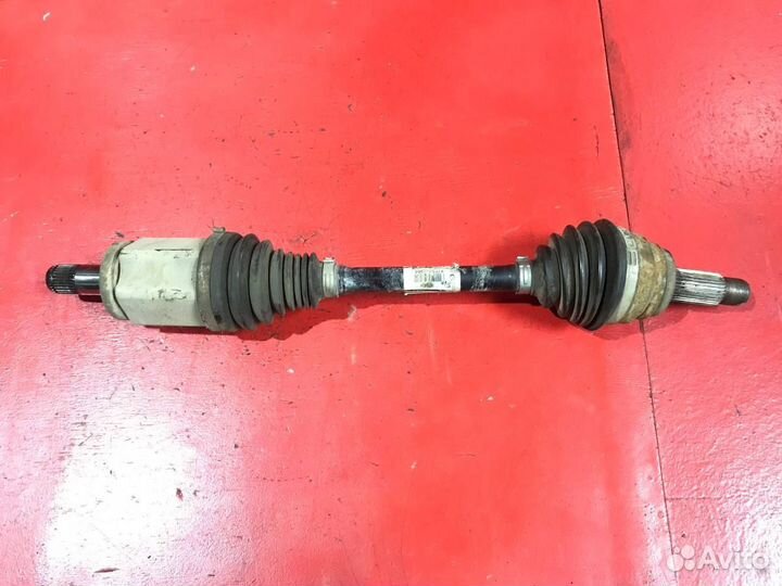 Полуось передняя левая BMW X5 Е70