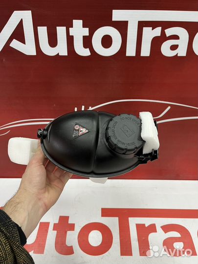 Бачок расширительный Mercedes benz v212