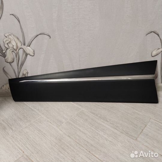 Молдинг передней левой двери Renault Kaptur