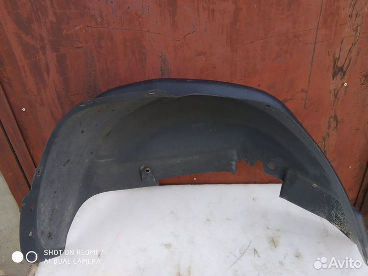 Подкрылок Jeep Liberty kj