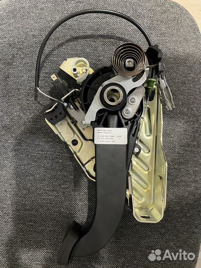 Механизм стояночного тормоза Мерседес Ориг Новый