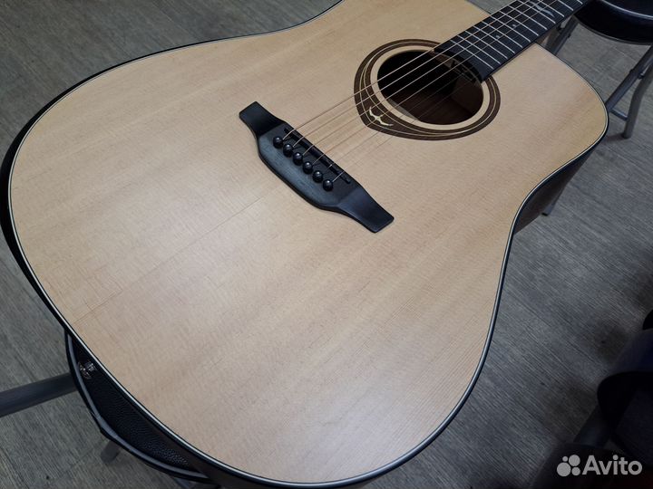 Гитара акустическая массив дредноут