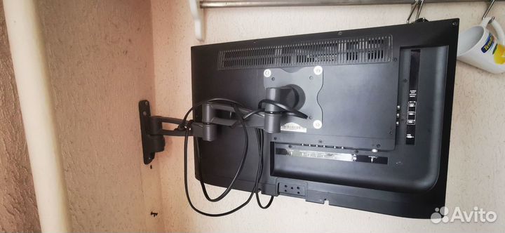 Телевизор Thomson LED TV 22 (55см) + ресивер
