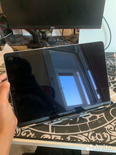 MacBook Pro экран