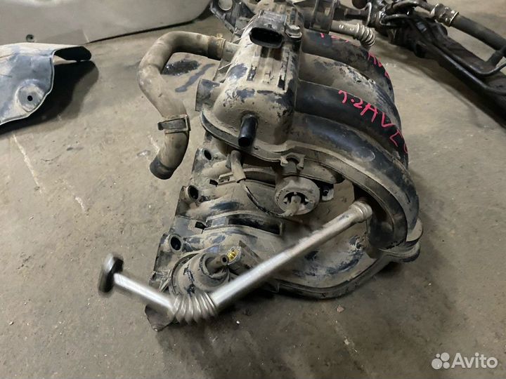 Коллектор впускной (Chevrolet Aveo)