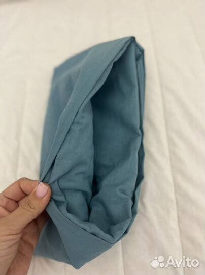 Простынь на резинке новая 160*80