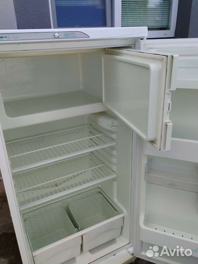 Холодильник бу stinol