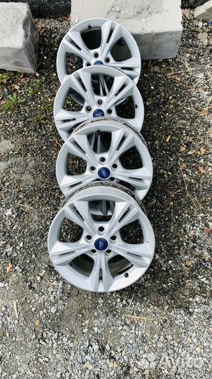 Диски на Ford focus 3 r16 (оригинал)
