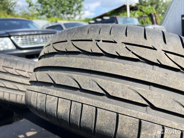Bridgestone Potenza S001 225/50 R17 и 255/45 R17 94W