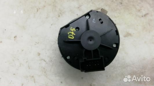 Переключатель света audi Q7 (64S17WU01)