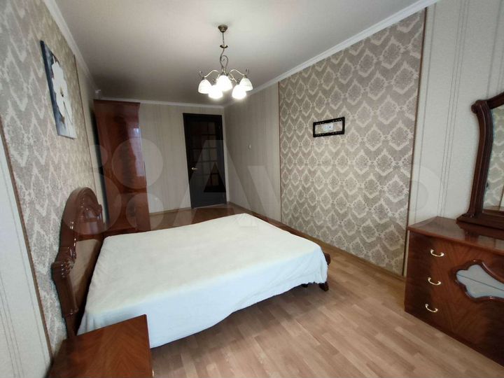 3-к. квартира, 82 м², 5/5 эт.