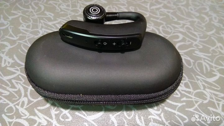 Беспроводная гарнитура Bluetooth