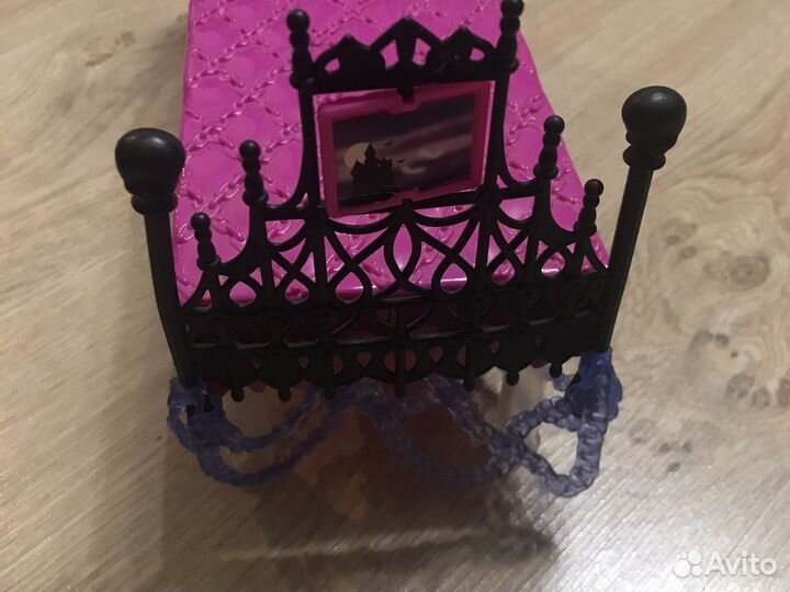 Кровать Monster high
