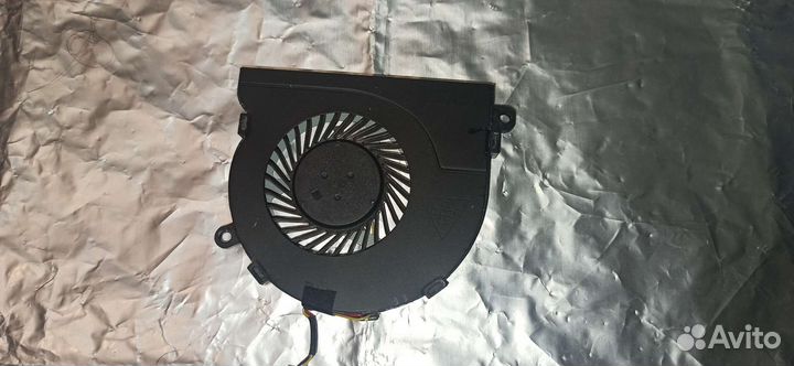 Запчасти ноутбуков (матрицы)