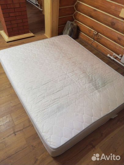 Матрас 160х200 бу