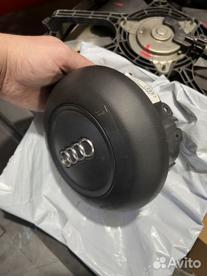 Накладка SRS Муляж AIR BAG руля Audi подушка в рул