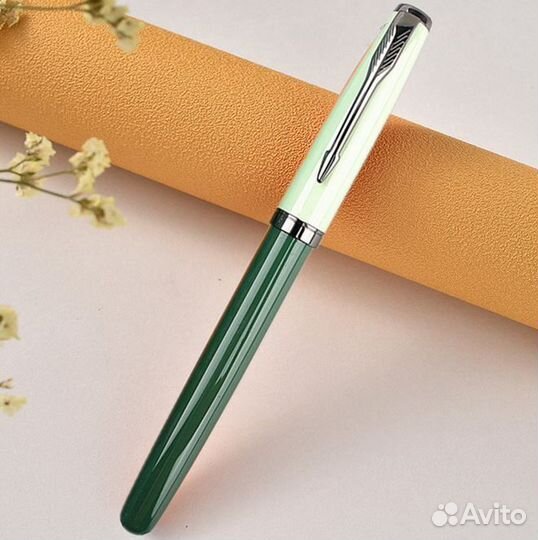 Перьевая ручка Yiren 3768, Китай. 3 цвета