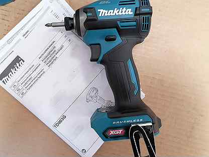 Винтовёрт Makita XGT TD003GZ 40V (новый)