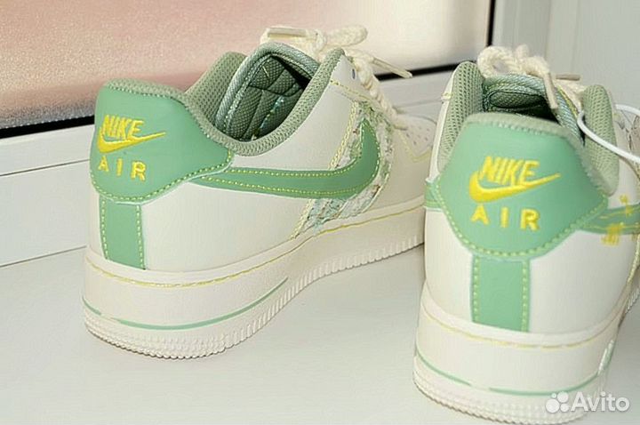 Новые Кроссовки женские Nike Air Force 1 натур.кож