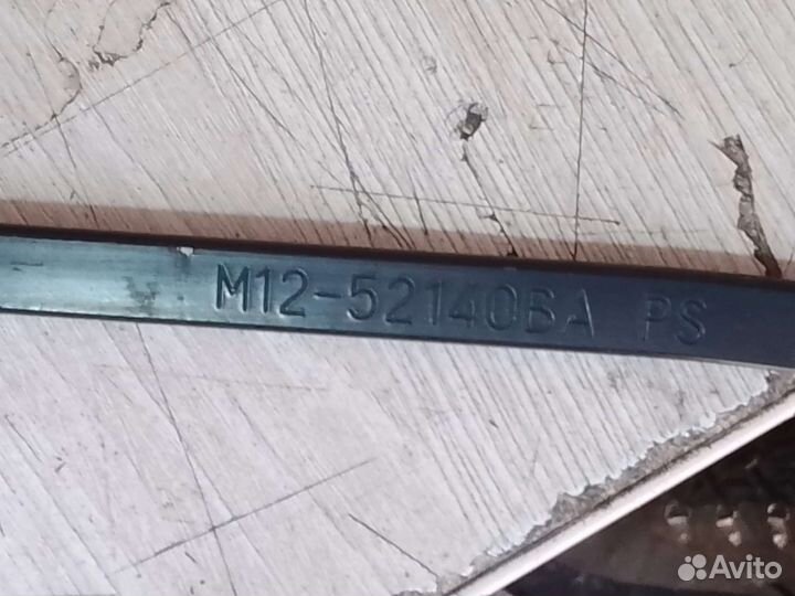 Поводок дворника chery m11