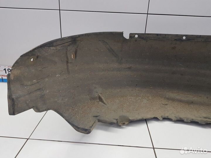 Локер (подкрылок) задний правый (BMW X5)