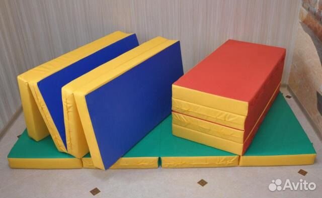 Мат гимнастический 1х1х0.05 складной спортмат. РФ