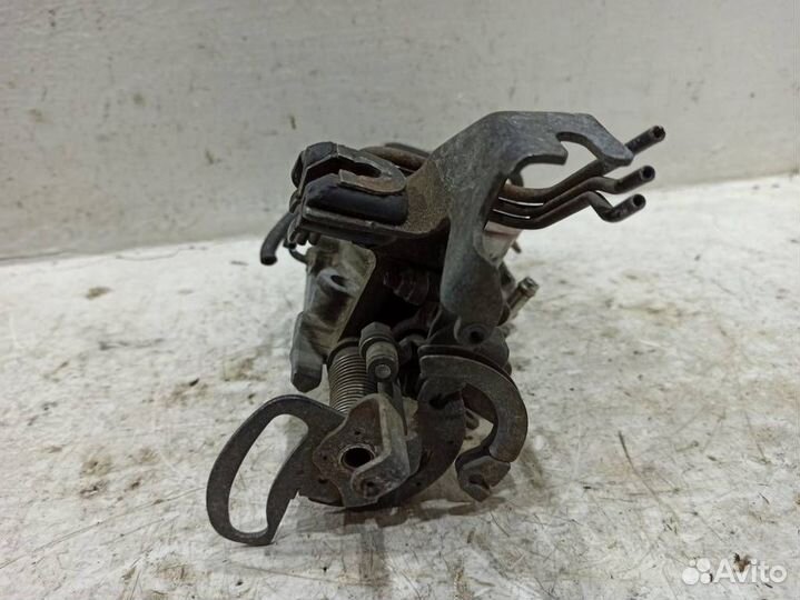 Дроссельная заслонка 2221062090