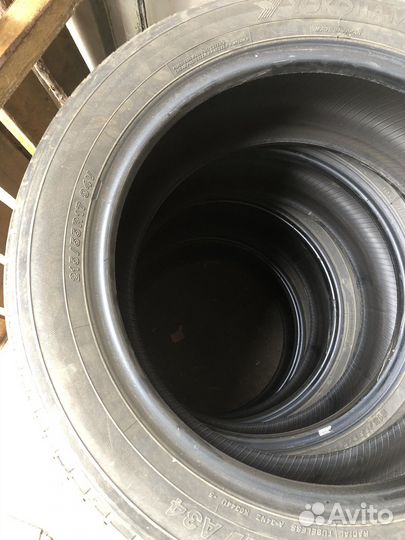 Yokohama BluEarth A34 215/55 R17 94V