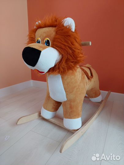 Качалка Лев для детей, состояние новой