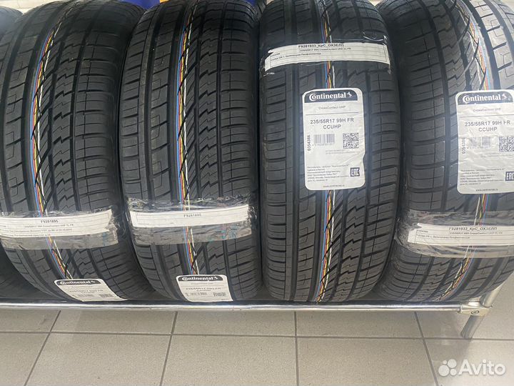 Continental ContiCrossContact UHP 235/55 R17 103H