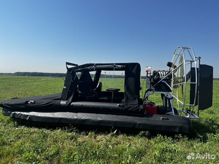 Аэролодка «Бриз 550» 200 л.с