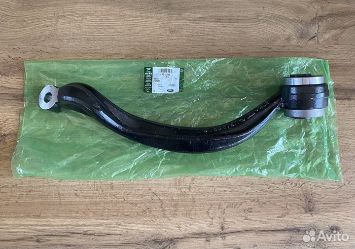 Рычаг передней подвески нижний левый Range Rover