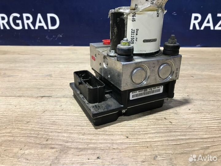 Блок abs Skoda Fabia 2 2012