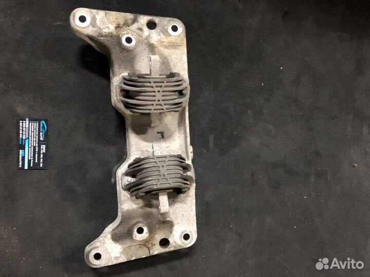 Подушки АКПП F10 Ф10 N52