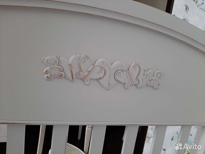Детская кроватка