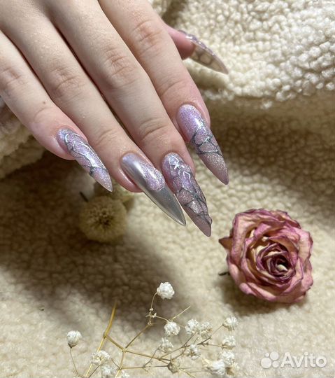 Маникюр, наращивание ногтей