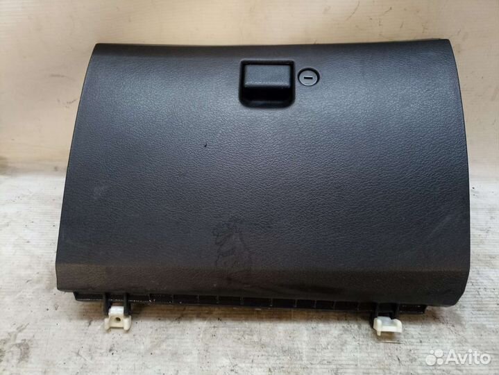 Nissan primera p10 бардачок