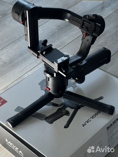 Электронный стабилизатор Moza Aircross 3