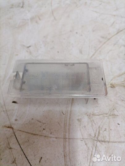 Плафон подсветки багажника задний Hyundai Solaris