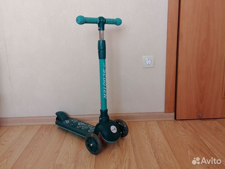 Детский самокат-беговел