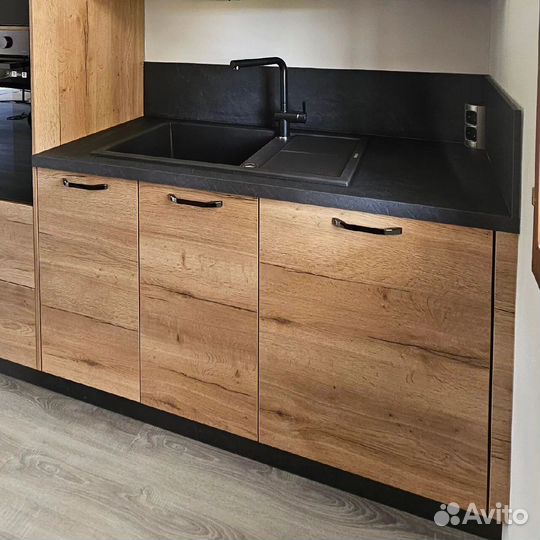 Кухонный гарнитур угловой