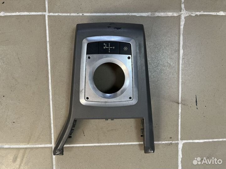 Накладка кулисы Opel Astra H