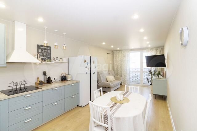 2-к. квартира, 79,1 м², 13/20 эт.