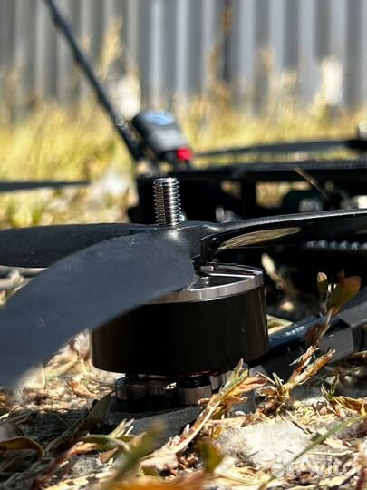 Кoптеp fpv Пирaнья 7 и 10 