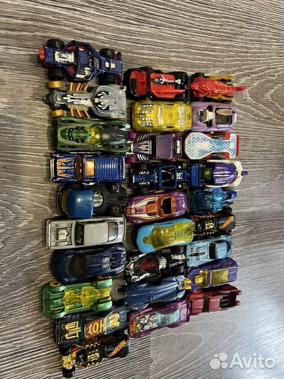 Hot wheels машинки