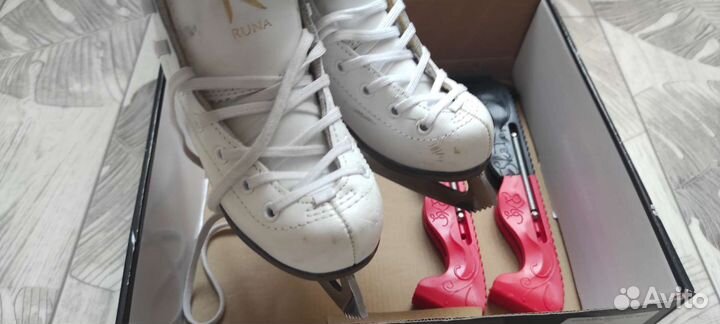 Фигурные коньки Runa 27