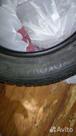 Yokohama Ice Guard Stud IG55 215/55 R17 109H