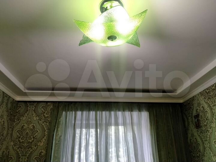 Комната 10 м² в 5-к., 2/4 эт.