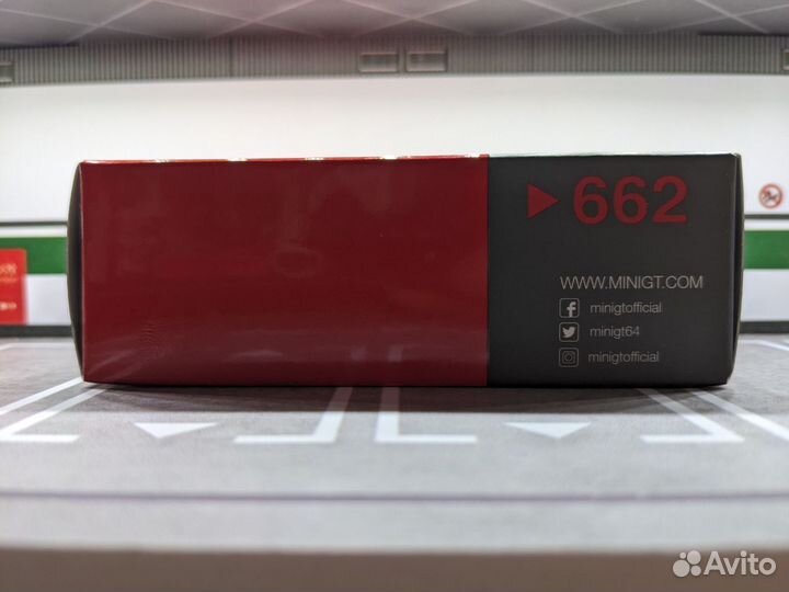 Масштабная модель 1 :64 Mini gt 662