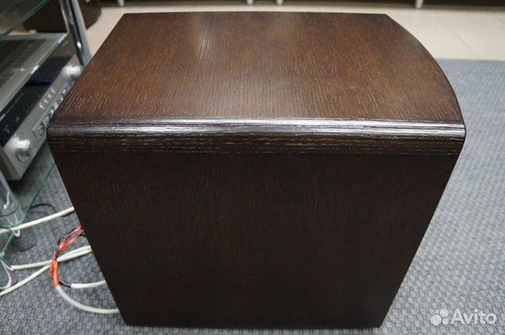 Сабвуфер Canton Sub 650 wenge